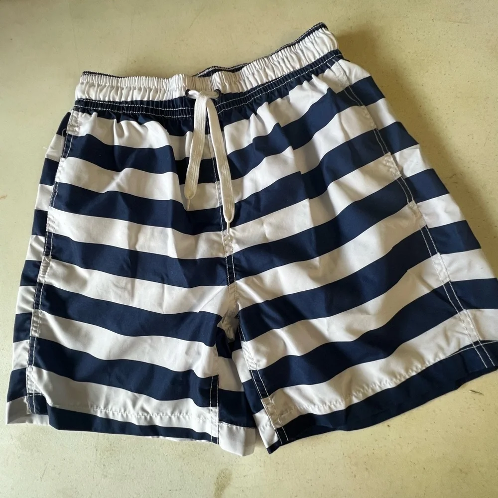 KANU MEN’S SWIM TRUNKS. NAVY/WHITE STRIPE w/MESH LINING QUICK DRY SIZE SMALL
